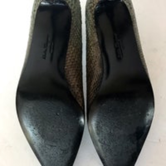Salvatore Ferragamo US 8.5 AA Pumps - Picture 6 of 8